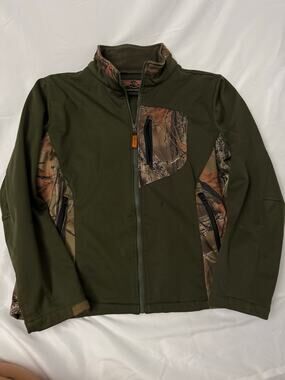 Trail Crest Realtree Camo Softshell Hunting Jacket Medium